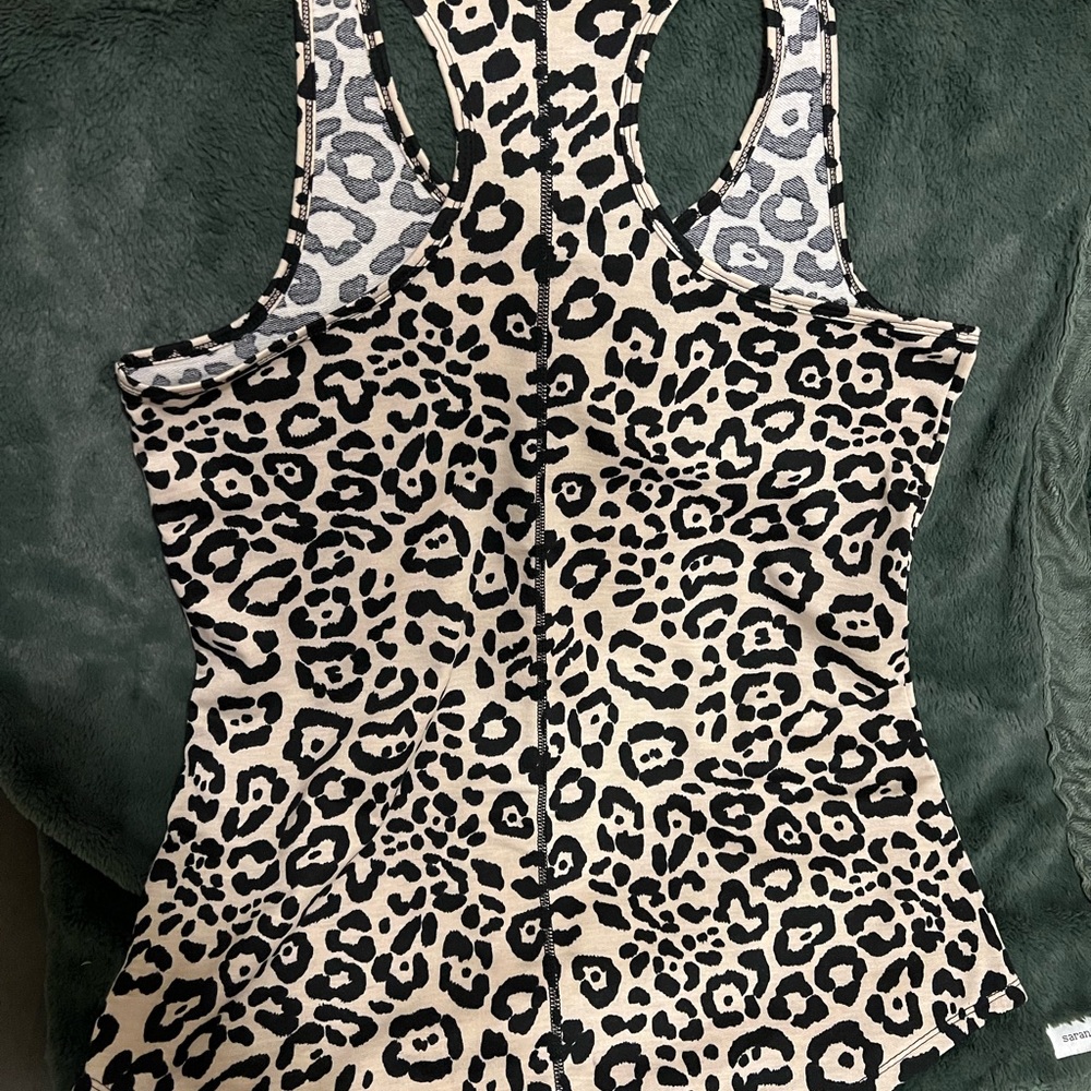 Women’s tank top